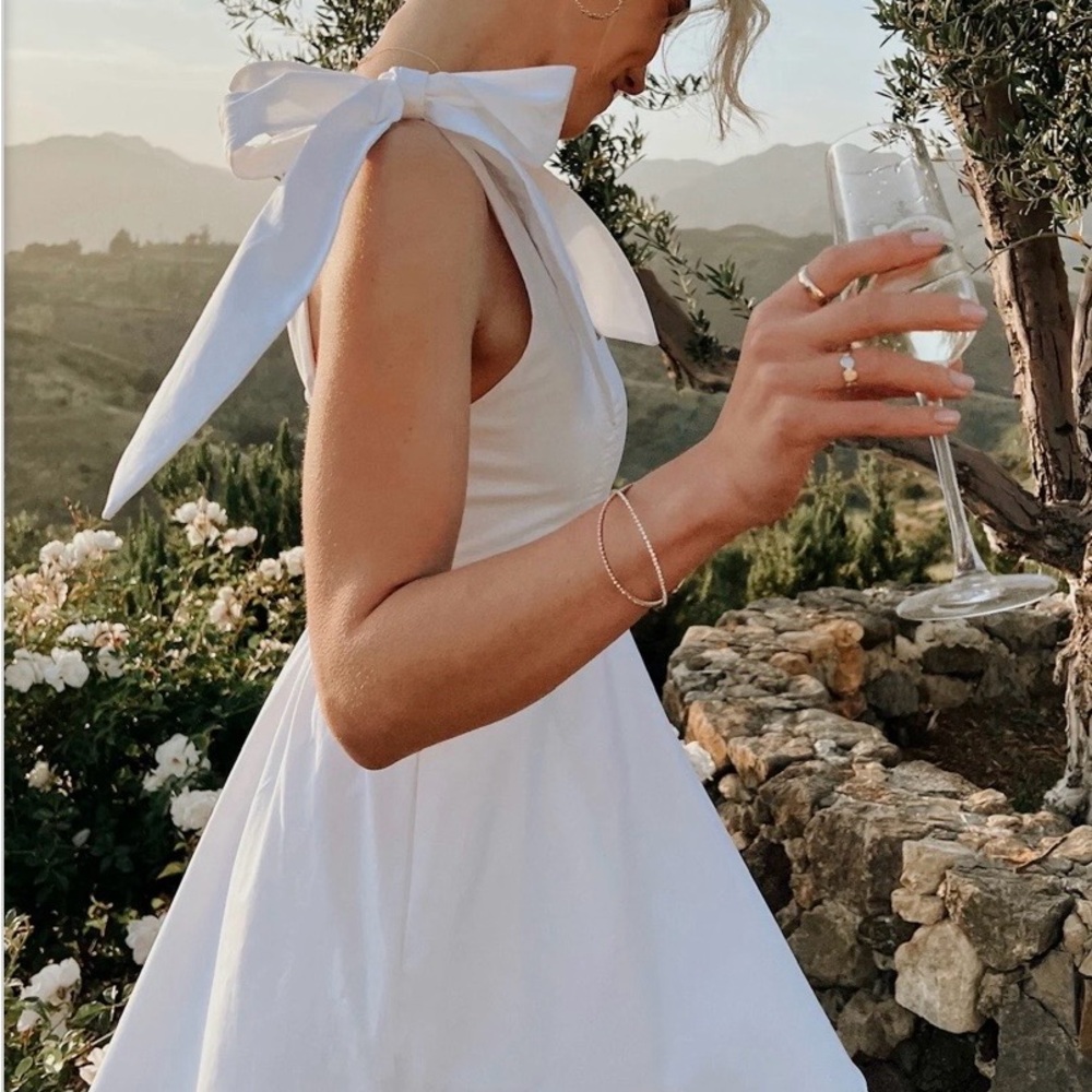 Show Me Your MuMu Elegant White Backless Dress - NWT